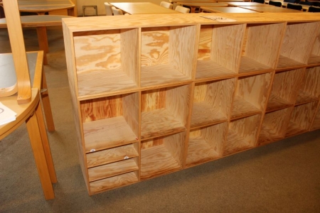 Bücherregale, An-Bo, 4 Teile, 70x70x34,5 cm. + 4 Abschnitten für Wand 70x36x34,5 cm.