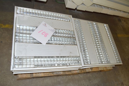 7 x Ceiling Luminaires for installation in suspended ceiling. Wxh: ca. 60 x 60 cm. Pallet not included