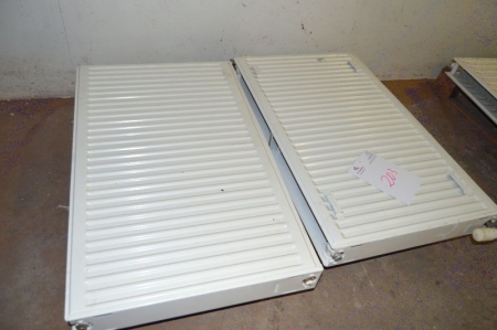 2 x radiator, k2, bxh, ca. 100 x 60 cm. Palle medfølger ikke