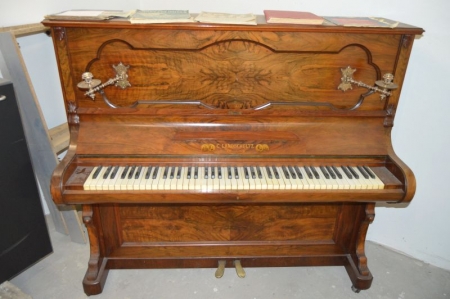 Piano, C. Land Schultz
