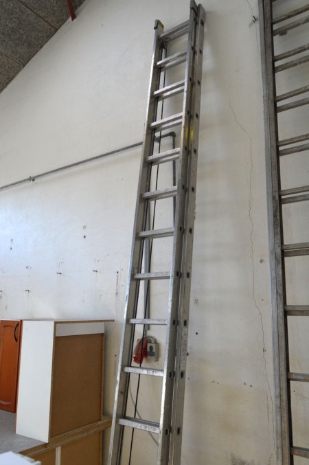 Alu. ladder, labeled 7.16 m