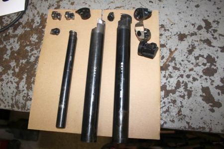 Anti-vibration boring bars with heads 2 x 32 mm and 1 20 mm