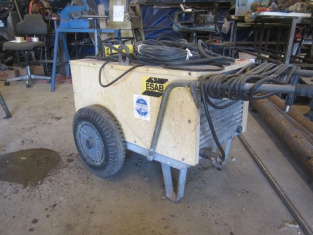 Welding Esab LHF 250, with svejsekabel- and handles, power cable, remote control box, ground lead MISSING