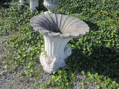 Figure-bird in Lahema marble cast