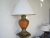 Standerlampe på søjle Stylnove Ceramische, samlet højde cirka 147 cm, 2 standerlamper Stylnove Ceramische højde cirka 69 cm, 4 stk lystestage, 2 stk potteskjuler, div. plastblomster og fyrfadsstager i glas. 