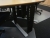 3 stk el-hæve/sænke skriveborde, Linak - bøgefiner, står sammen i cirkelform, diameter cirka 220 cm, med holder til computer under hvert bord, bordene er 3 måneder gamle og ubrugte. Der medfølger 3 stk stoleunderlag og 3 stk kontorstole RBM/Interstuhl/RH