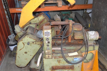 Automatic cold saw, Behringer (condition unknown). Mounted on pallet