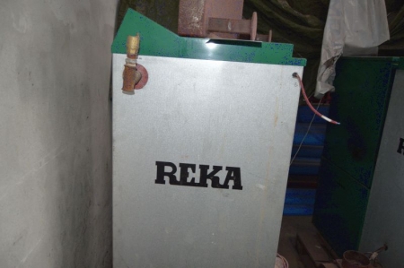 Stoker incl. feed box on a pallet. Make Reka, type TPK 22 kW