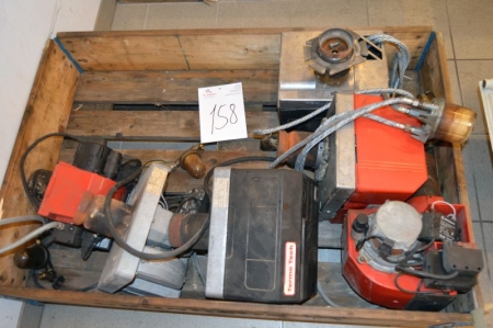 Pallet with about 6 x oil burners, condition unknown