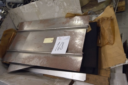 Pallet with various heating distribution plates, etc.