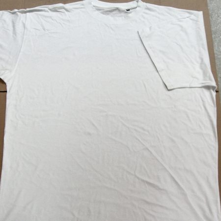 Firmatøj uden tryk ubrugt: 30 stk. 4xl , hvide T-shirt,  100%  bomuld .
