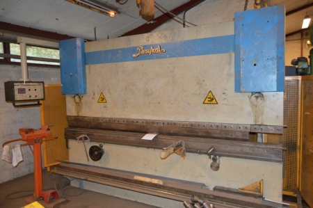 CNC folding machine, Baykal, model APH 3108 x 150. SN: 3052. Year 1997. Press force: 150 ton. Working width 3100 mm