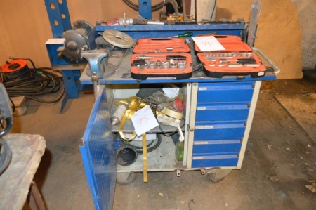 Tool Trolley with content (minus lot 94)