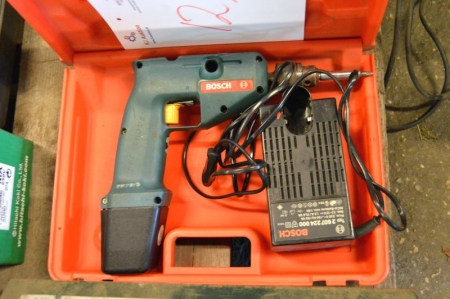 Akuboremaskine, Bosch, med batteri og lader + elboremaskine + loddekolbe