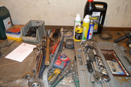 Parts of table as depicted: miscellaneous hand tools + chemistry