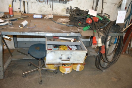 Work bench, ca. 200 x 75 cm + vice + drawer with content