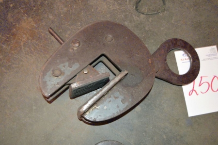 Sheet metal clamp without specifying, estimated max. sheet thickness: 6 cm