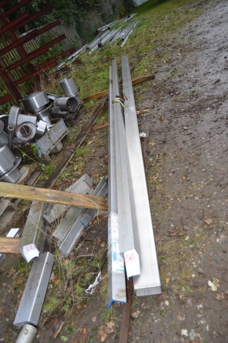 Lot square tubes, length about 6 m + angles, length about 6 meters, stainless