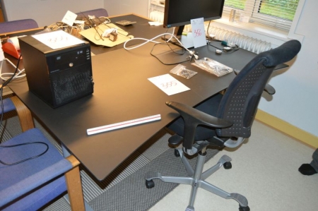 Elektrischer höhenverstellbarer Schreibtisch, ca. 160 x 90 + Bürostuhl HAG