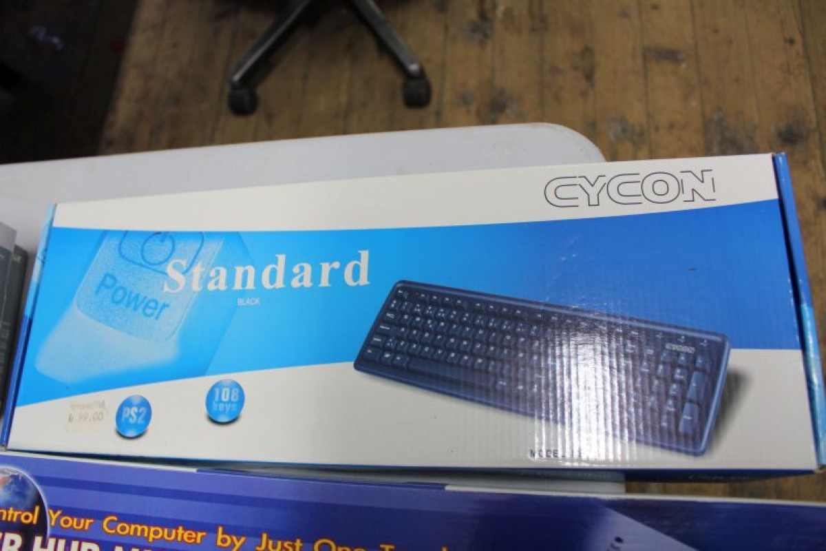 Reklame hver dag prosa 1 stk. tastatur, Cycon + USB HUB multimedia tastatur + Wireless PCI Card +  diverse mus - KJ Auktion - Maskinauktioner