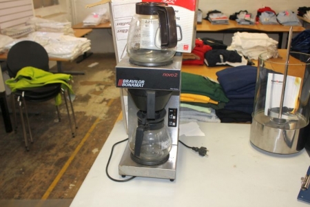 Kaffemaskine, Bravilor Bonamat Novo 2 med 2 kander + kasse med kaffefiltre