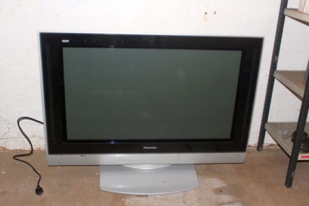 Panasonic TV model TH-37-PA30 uden fjernbetjening