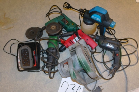 Approximately 5 pcs power tools