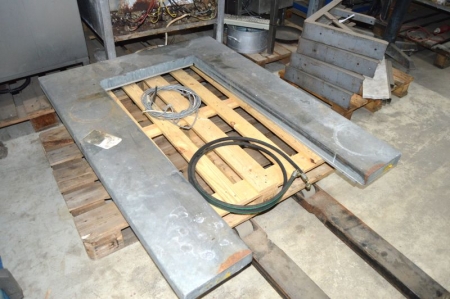 Pallet table, scissor lift, galvanized, hydraulic station. Buttons up / down missing