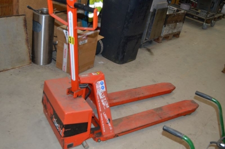 Electrical pallet stacker, TCM / NP / Logitrans. Unknown condition. Sold without battery