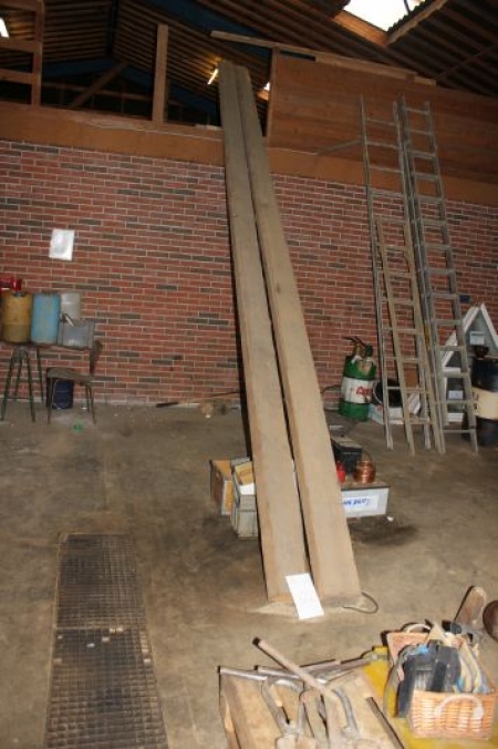 2 pcs. wooden beams a about 6000 x 10 x 20 cm