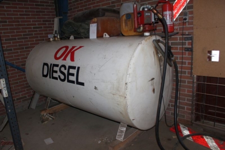 Oil tank, 2500 liters with pump + handle and counter