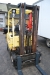 Forklift, gas. Hyster, H2.00XMS model. Year 2005 Lifting height max. 4700 mm. Capacity: 2000 kg. Clear view mast. Hydraulic side shift. Light. Hours: 3331. 95% foredeck. 80% rear tires. Gas bottle NOT included. Renovated 20785 kr, with bearings in the mas