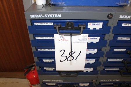 Berner sortiment kasse med 5 skuffer med indhold af splitpinde + unbracobolte