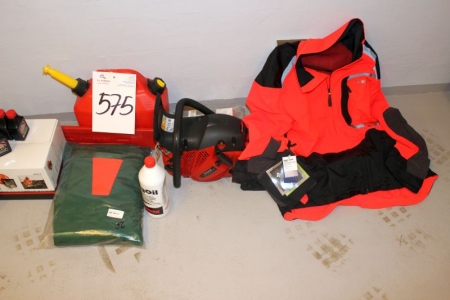 Chainsaw, Jonsered CS2245 + cut pants str. 56 + jacket size. XXL + miscellaneous cans of oil + water bottle + helmet, EVERYTHING IS NEW