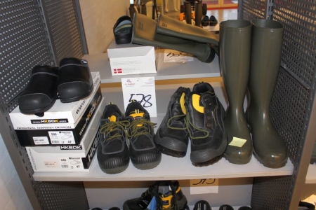Safety clogs HKS + 2 pairs of safety shoes + rubber boots Str. 47 NEW