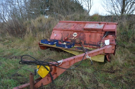 Windrower Taarup 307. Separated gearbox, but the parts are supplied