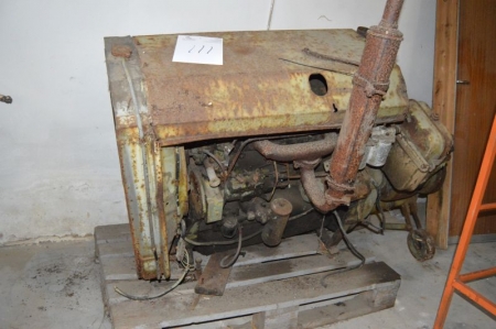 4-cylinder diesel engine Perkins. Has been used in harvester