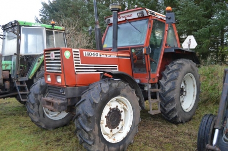 Tractor, Fiat Agri 1380-80 DT. 4WD. Beacon. Hours: 13,599. New engine at 9000. New transmission at 10000. Year 1983. Tire tread: rear = 40%. Front = 40%. Very well maintained and works fine. Has been used by the seller