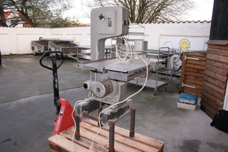 Bandsaw. Reich, type 445. Without tape. Saw length: 2315 mm. 380 Volt.