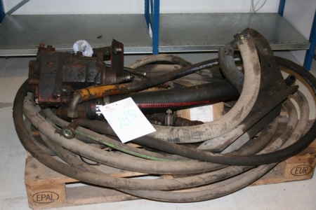 Hydraulic hoses, pump + gimbal parts