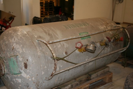 Ammonia Tank, 800 liters. Has been used for air