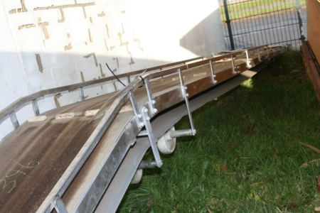 Stainless food conveyor belt with crack B400mm Ca.6100mm total length knock at 1600mm