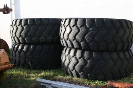 Contractor tires, Michelin 26.5 x R 25, 4 pcs