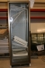 Butikskøleskab, mrk. Caravell, model 372. ca. mål: 183,5 cm høj, 58,5 cm bred, 65 cm. Dyb