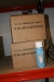 Mærkefarve, blå, 4 kasser med 12 stk/ kasse á 400 ml. Arkivbillede