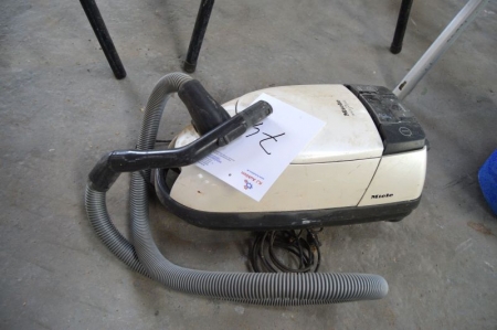Vacuum Cleaner Miele White Pearl. Without nozzle