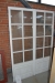 Doppel Terrasse, Bar Fenster. Holz, weiß. Ca. 2 x 1.365 x 1.955 mm. Verkauft ohne Rahmen