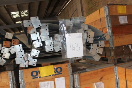 Steel shelving girdes + 4 pallets with shelves 100 x 50 cm