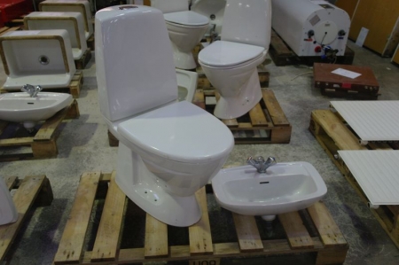 Toilet, mrk Ifö + Håndvask