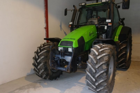 Traktor, Deutz Fahr Agrotron 120 MK3. Årgang 2001, 9090 timer. Med frontophæng/lift